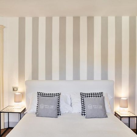 B&B Le Logge Luxury Rooms Siena Bagian luar foto