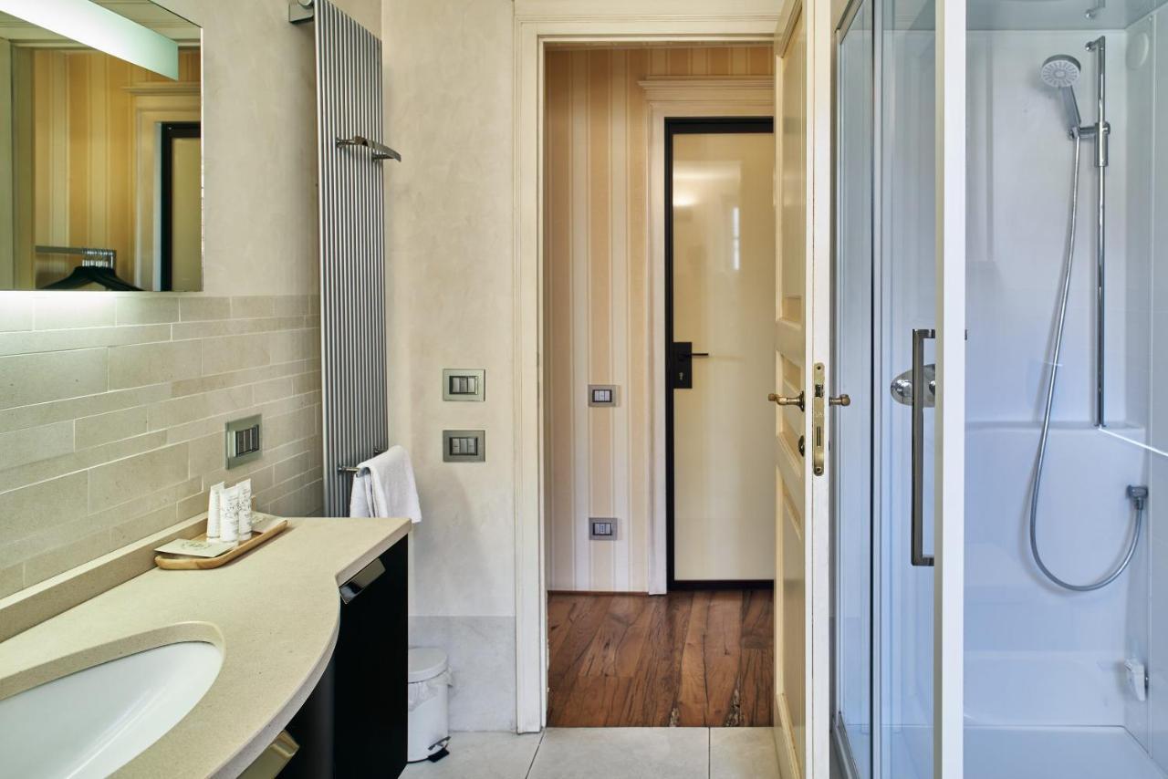 B&B Le Logge Luxury Rooms Siena Bagian luar foto