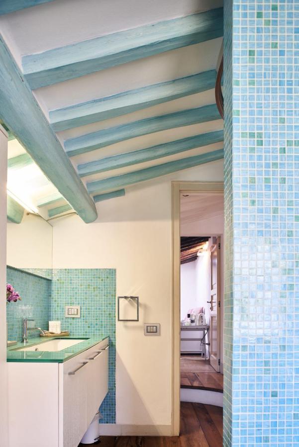 B&B Le Logge Luxury Rooms Siena Bagian luar foto